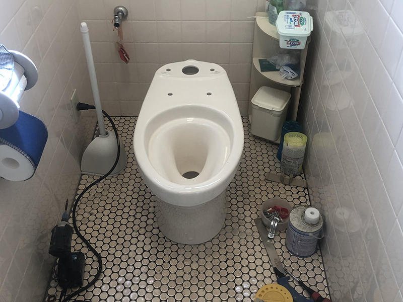 便器を取り付けました