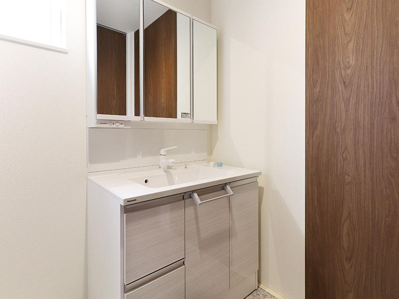 注文住宅新築完成　洗面台｜滋賀で家を建てるなら匠工房