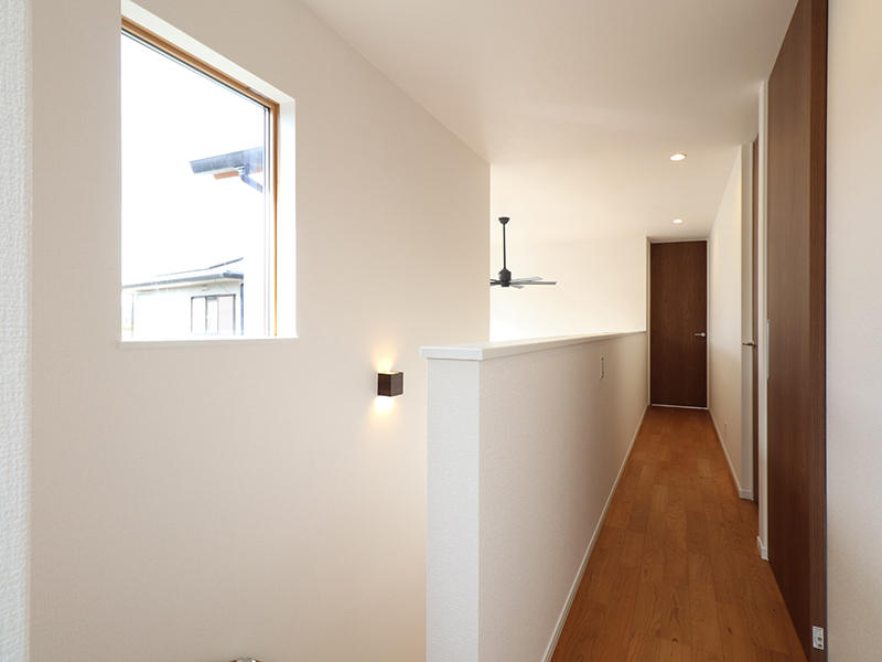 新築フォーセンス完成　2階廊下｜滋賀で家を建てるなら匠工房