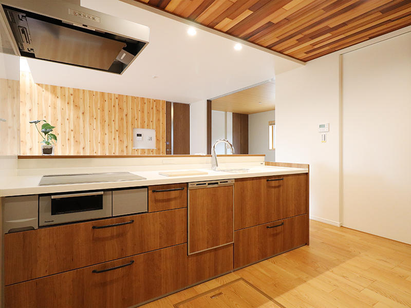 新築フォーセンス完成　システムキッチン｜滋賀で家を建てるなら匠工房