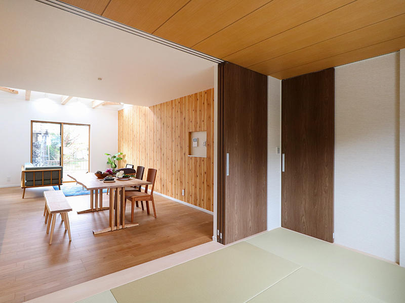 新築フォーセンス完成　LDK横に和室を設置｜滋賀で家を建てるなら匠工房