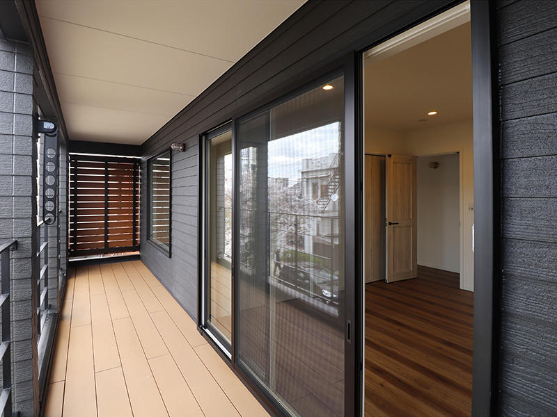 新築ゼロキューブマリブ完成　リウッドデッキ｜滋賀で建てるなら匠工房