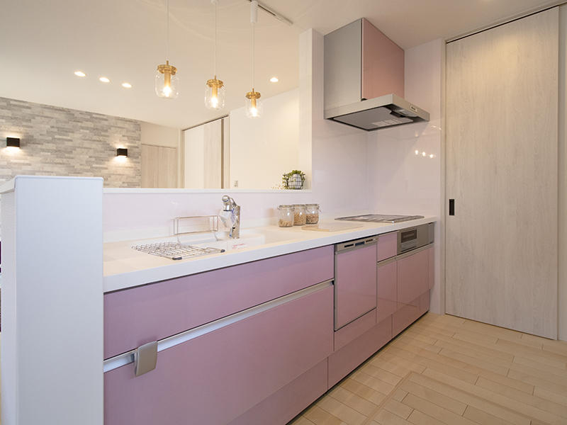 注文住宅新築完成　システムキッチン｜滋賀で家を建てるなら匠工房