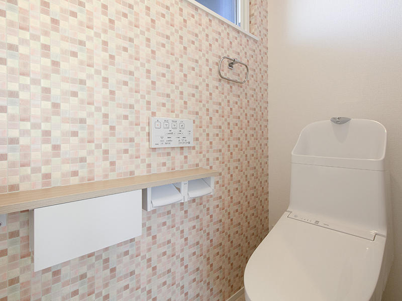 注文住宅新築完成　2階：トイレ｜滋賀で家を建てるなら匠工房