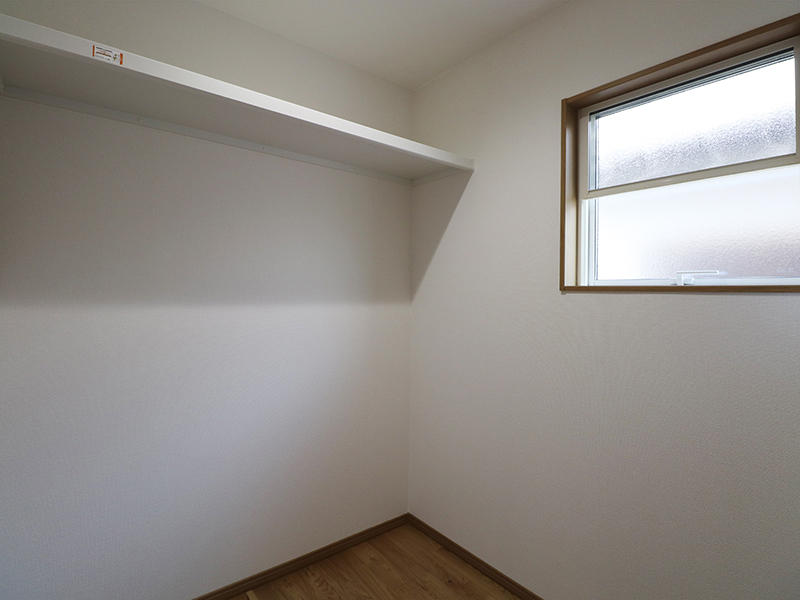 新築フォーセンス完成　ウォークインクローゼット｜滋賀で家を建てるなら匠工房