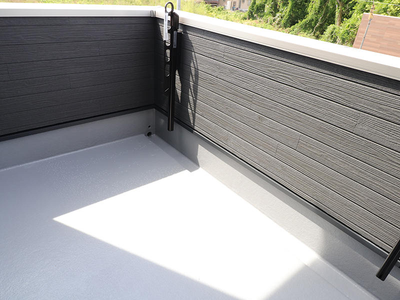 バルコニーは広めにとりました