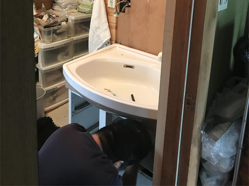 洗面台　洗面脱衣室　解体　施工