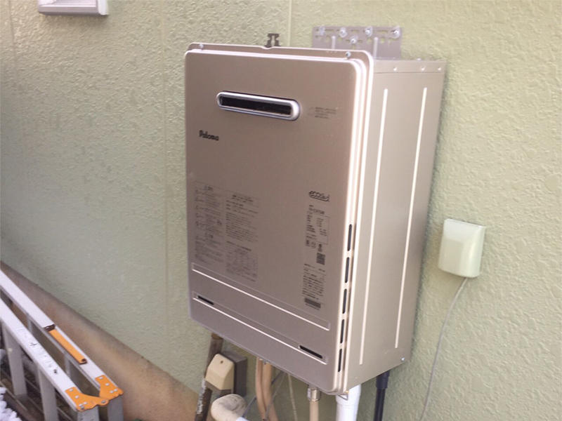 スペース　給湯器　据え置き　置き型