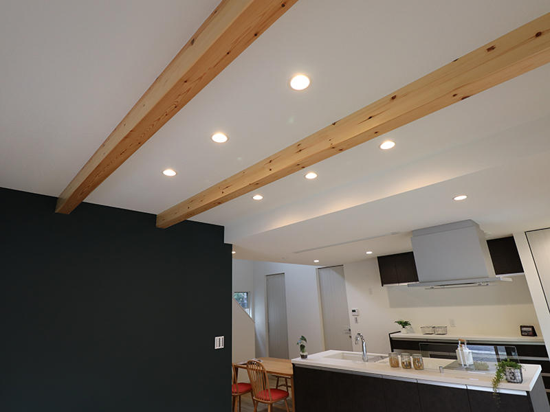 新築フォーセンス完成　梁見せ｜滋賀で家を建てるなら匠工房