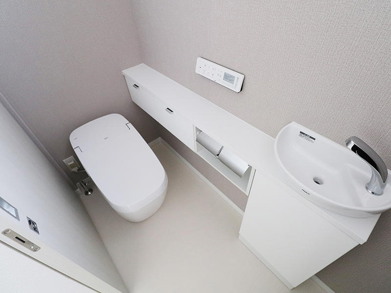 新築フォーセンス完成　1階トイレ｜滋賀で家を建てるなら匠工房