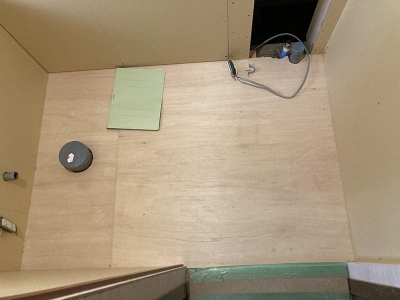 トイレリフォーム施工中　有香の下地を造作｜滋賀でリフォームするなら匠工房