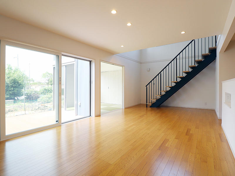 ゼロキューブ新築完成　大きな窓で解放感を｜滋賀で家を建てるなら匠工房