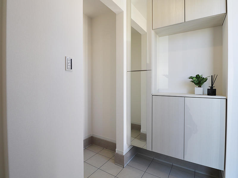 シューズクロークも完備