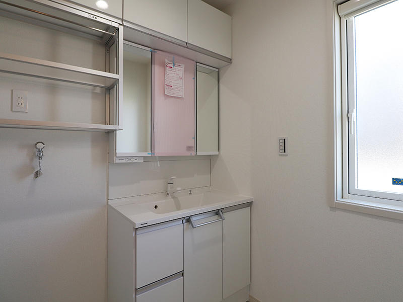 ゼロキューブ新築完成　洗面台｜滋賀で家を建てるなら匠工房