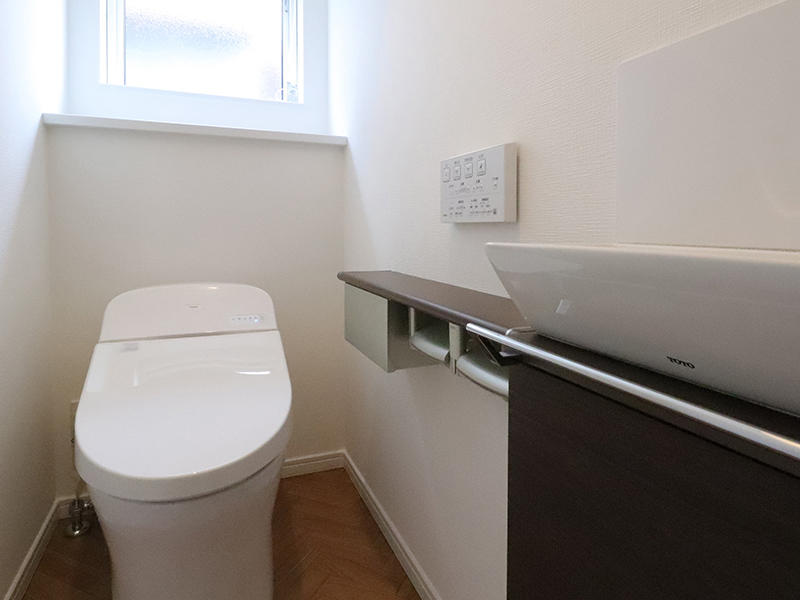 フォーセンス新築完成　トイレ　1階｜滋賀で家を建てるなら匠工房