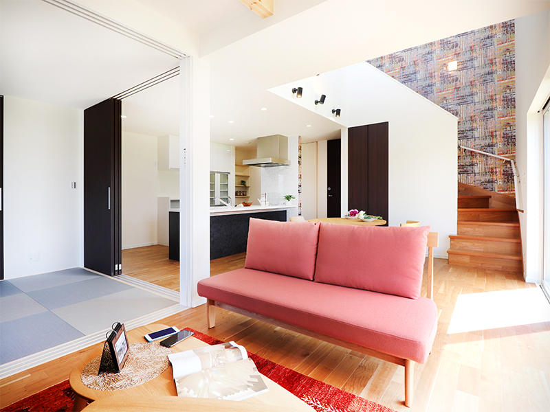 フォーセンス新築完成　リビング　和室｜滋賀で家を建てるなら匠工房