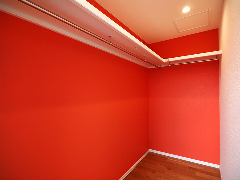 フォーセンス新築完成　アクセントクロス　シンコール　BA3064｜滋賀で家を建てるなら匠工房