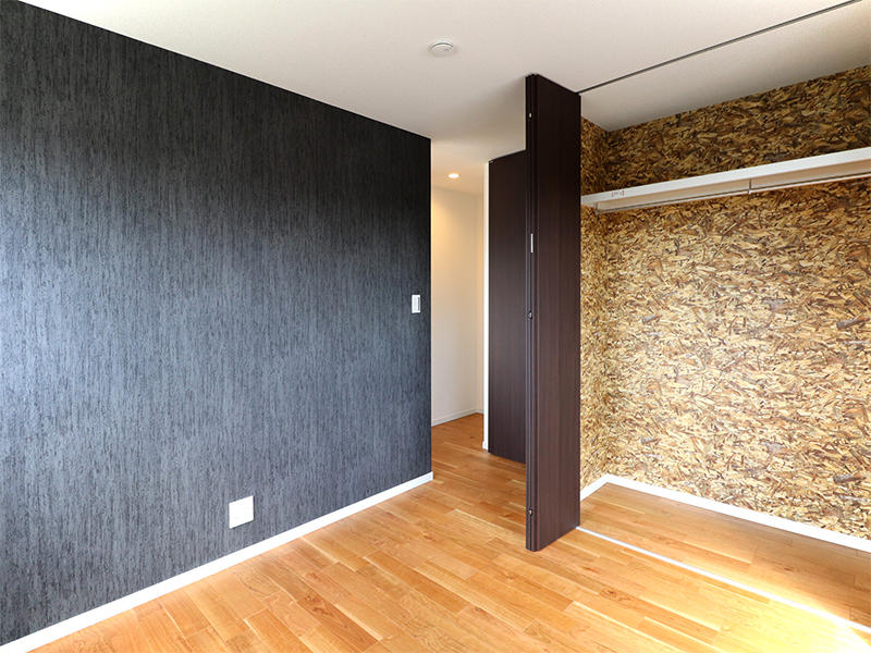 フォーセンス新築完成　アクセントクロス　サンゲツ　FE6221｜滋賀で家を建てるなら匠工房