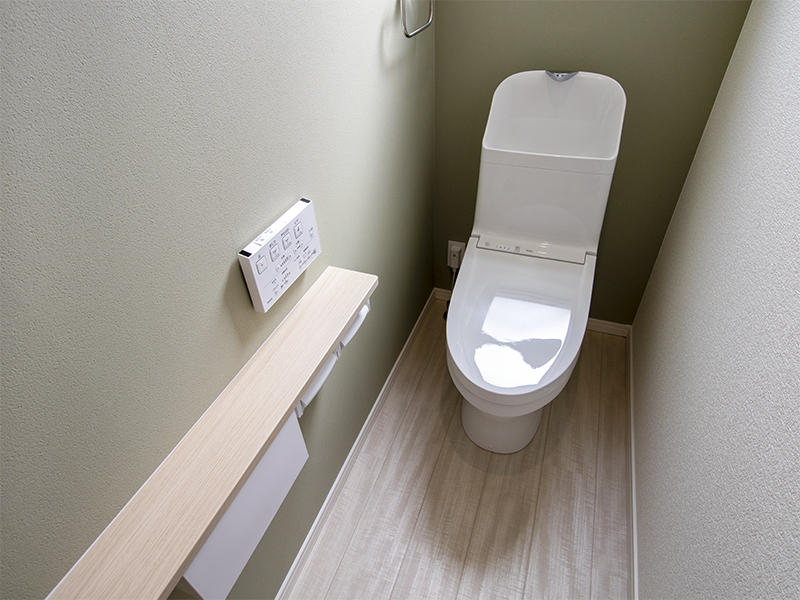ゼロキューブ新築完成　2階トイレ｜滋賀で家を建てるなら匠工房