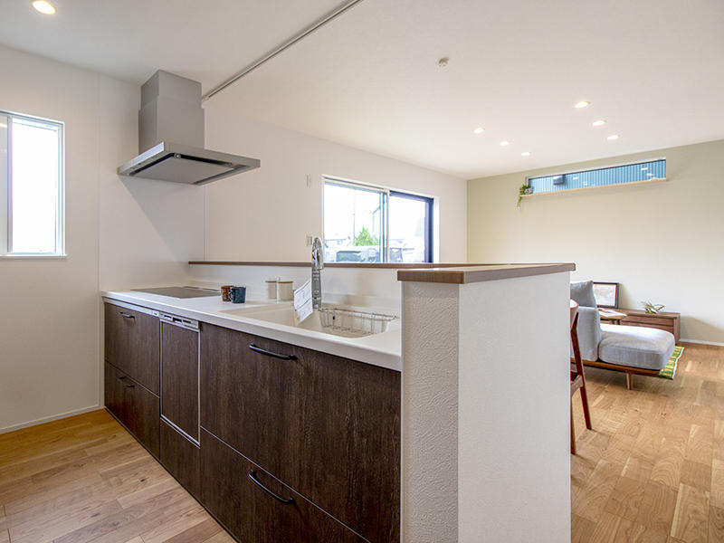 注文住宅新築事例　システムキッチン｜滋賀で家を建てるなら匠工房