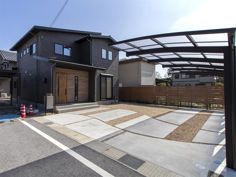 フォーセンス完成　カーポート｜滋賀で家を建てるなら匠工房
