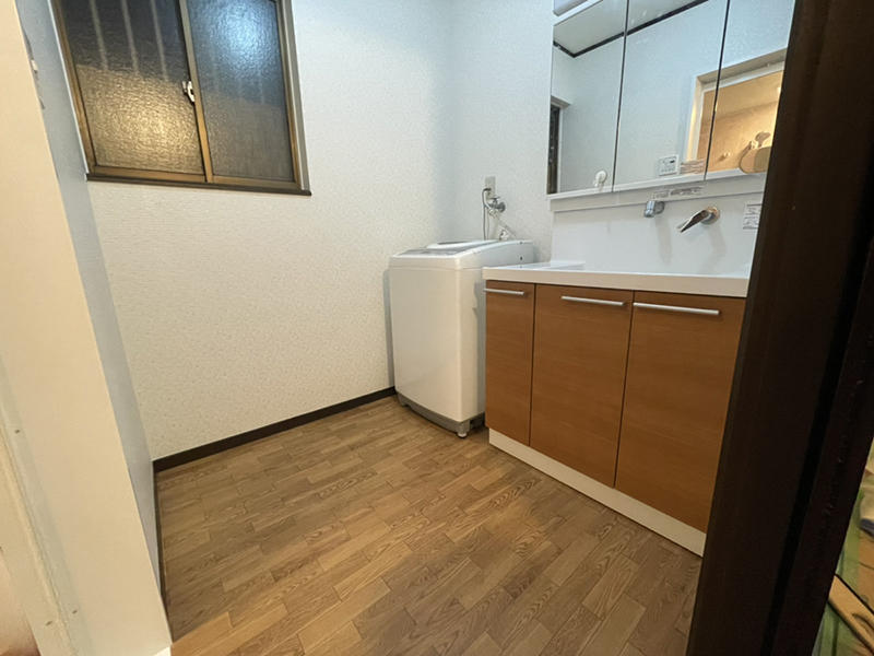 床リフォーム完成　床はクッションフロアに｜滋賀でリフォームするなら匠工房