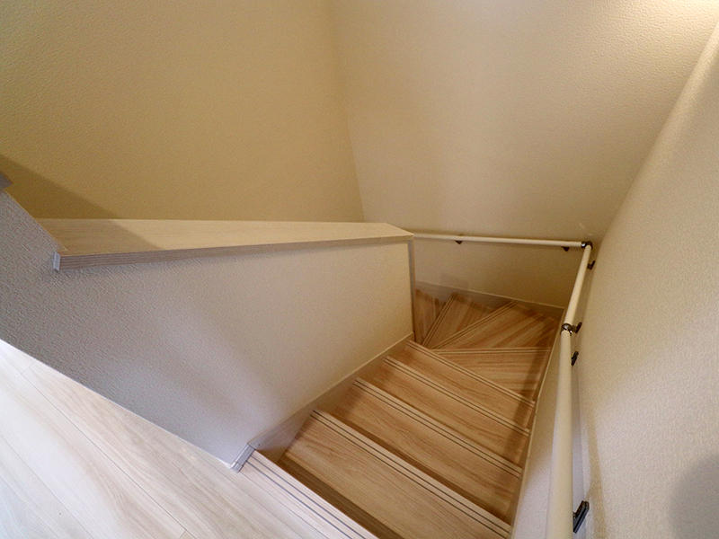 フォーセンス完成　階段｜滋賀で新築建てるなら匠工房