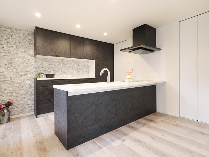 新築注文住宅完成　オープンキッチン｜滋賀で家を建てるなら匠工房