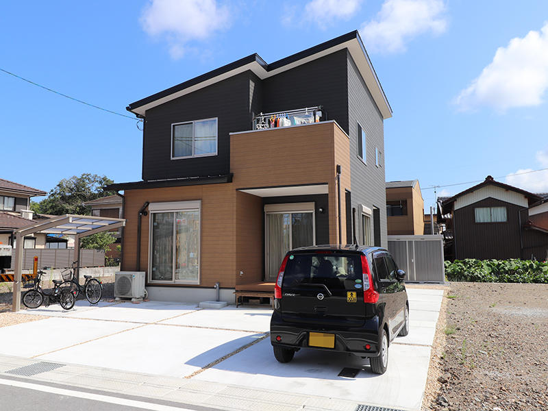 外壁がアクセントになってかっこよい仕上がりに