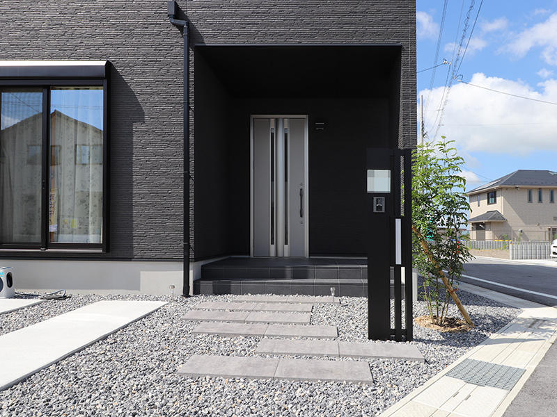 アプローチ　石畳