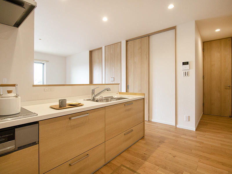 新築注文住宅完成1階　対面キッチン｜滋賀で家を建てる匠工房