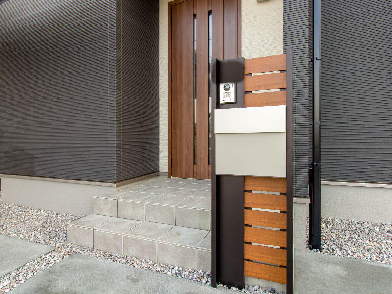 新築注文住宅完成　エントランス｜滋賀で家を建てる匠工房