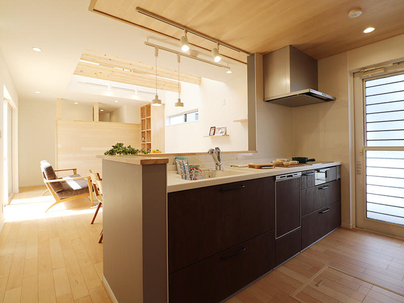 フォーセンス新築　キッチン｜滋賀で家を建てるなら匠工房