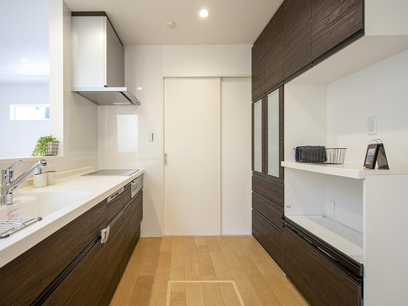 注文住宅新築事例　システムキッチン｜滋賀で家を建てるなら匠工房