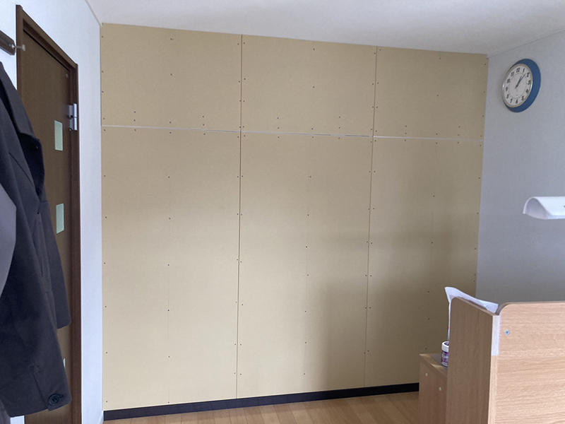 子ども部屋リフォーム施工中　間仕切り壁を造作しました｜滋賀でリフォームするなら匠工房