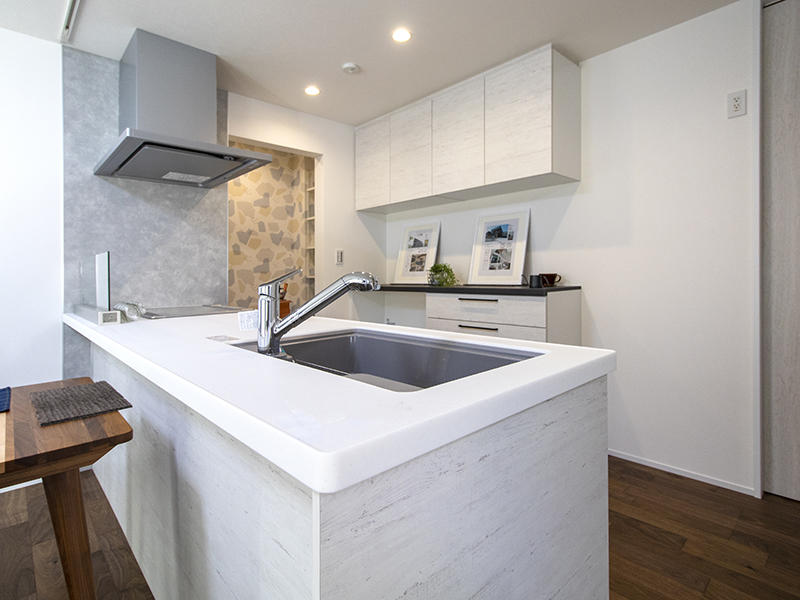 注文住宅新築事例　対面キッチン｜滋賀で家を建てるなら匠工房