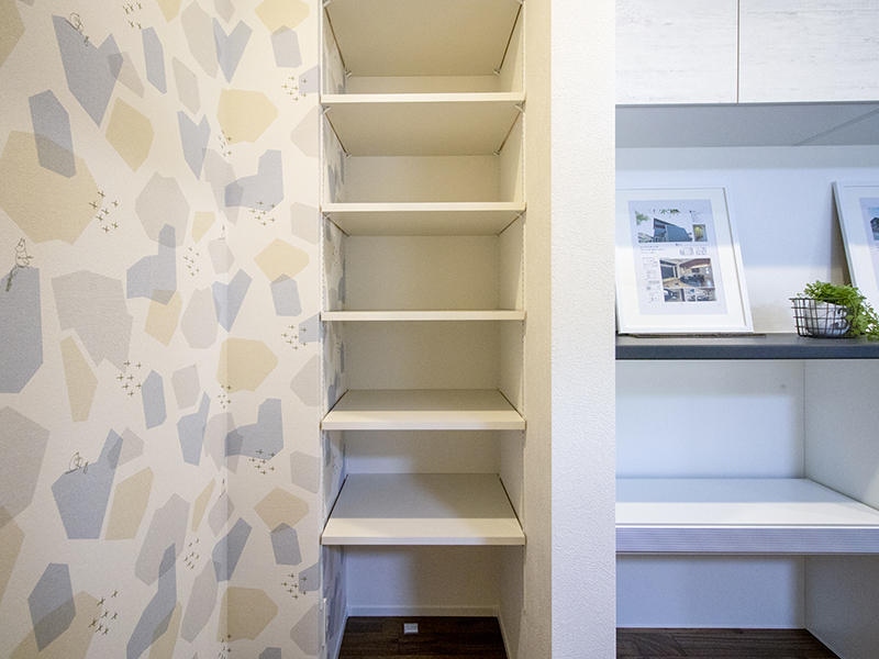 注文住宅新築事例　キッチン横にストックスペース｜滋賀で家を建てるなら匠工房