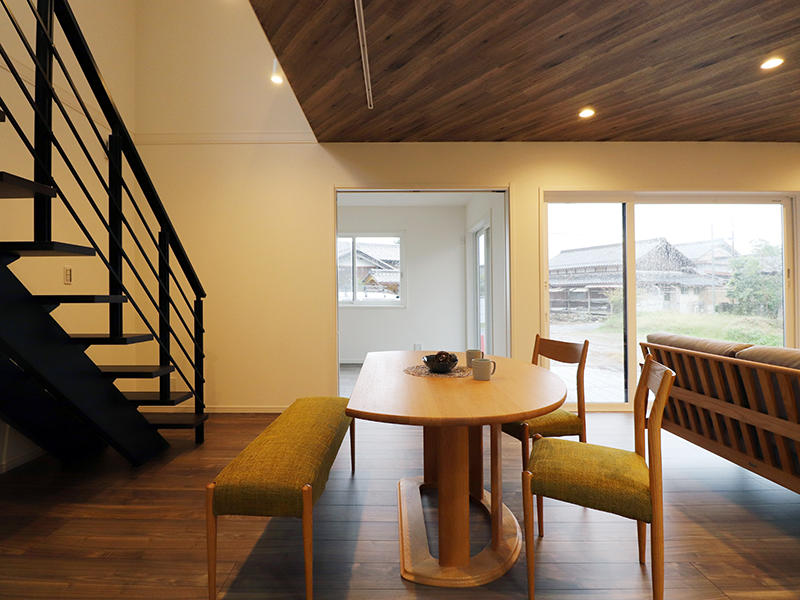 ゼロキューブ新築完成　ダイニング｜滋賀で家を建てるなら匠工房