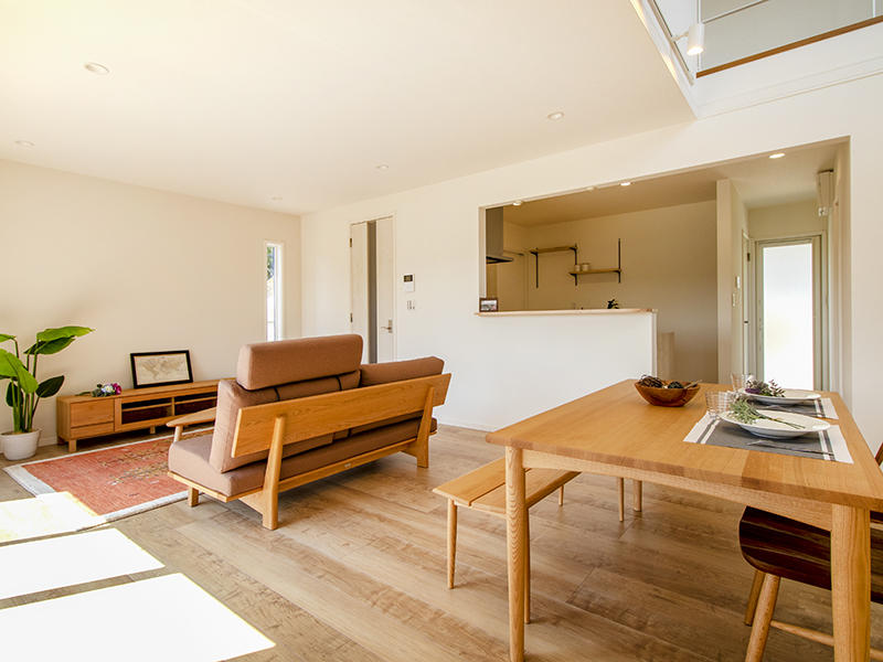 新築注文住宅完成　リビング・ダイニング｜滋賀で家を建てるなら匠工房