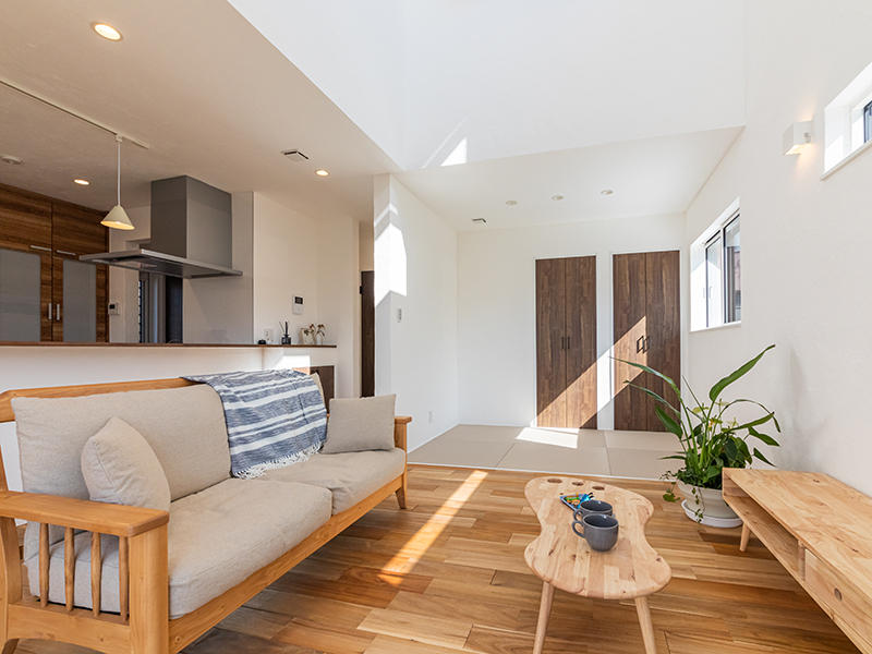 しっくいと無垢の家VENT完成 壁はしっくい|滋賀でリフォームするなら匠工房