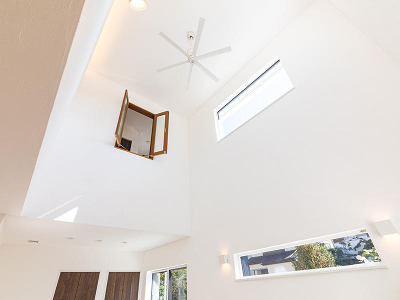 しっくいと無垢の家VENT完成 吹き抜け|滋賀でリフォームするなら匠工房