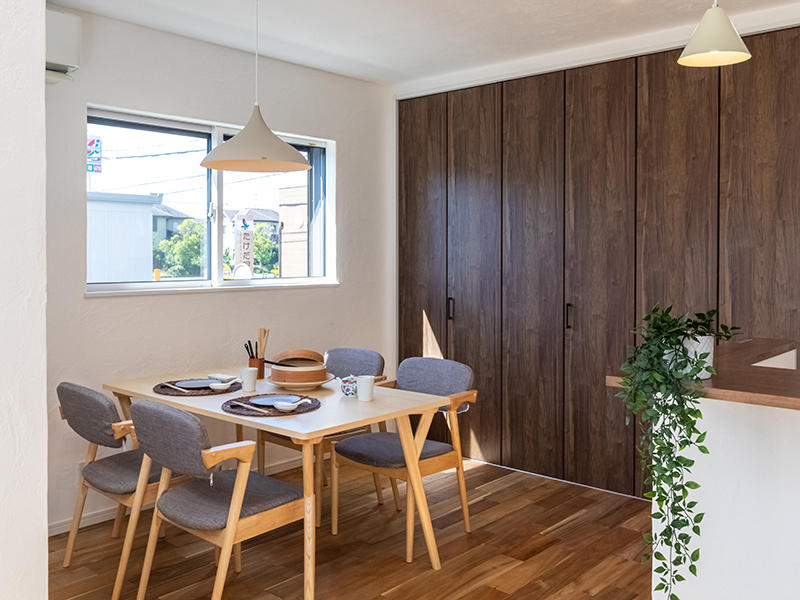 しっくいと無垢の家VENT完成 ダイニング|滋賀でリフォームするなら匠工房