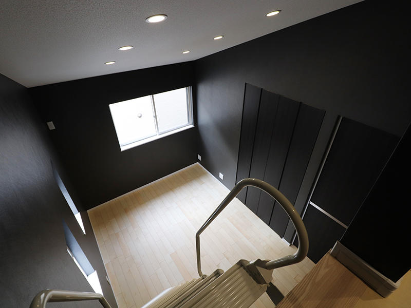 新築フォーセンス完成　ロフトから見下ろす｜滋賀で家を建てるなら