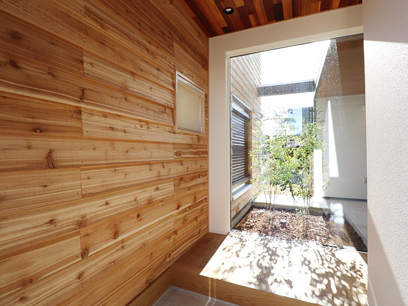 新築完成　玄関ホール｜滋賀で家を建てるなら匠工房