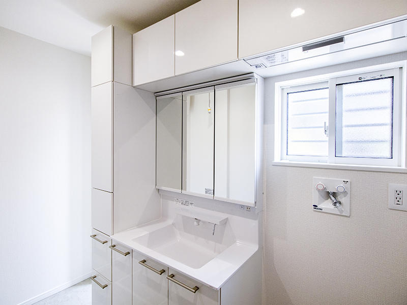 注文住宅新築完成　洗面脱衣室｜滋賀で家を建てるなら匠工房