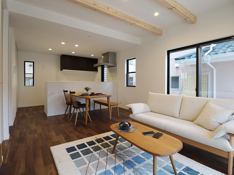 新築フォーセンス完成　LDK｜滋賀で家を建てるなら匠工房