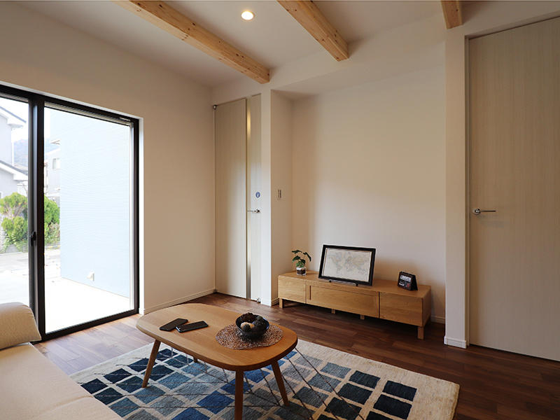 新築フォーセンス完成　リビングルーム｜滋賀で家を建てるなら匠工房