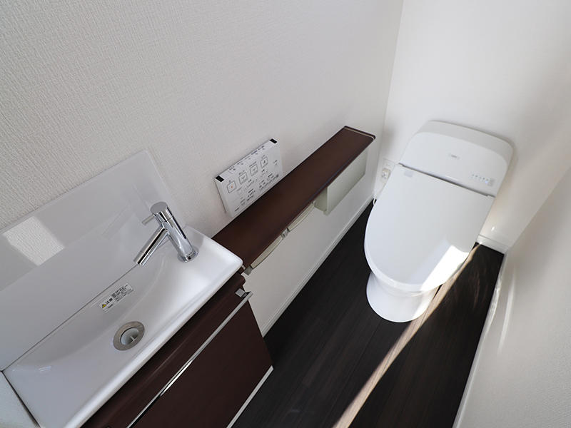 新築フォーセンス完成　1階トイレ｜滋賀で家を建てるなら匠工房