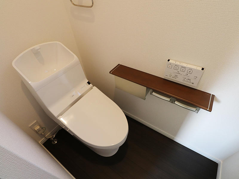 新築フォーセンス完成　2階トイレ｜滋賀で家を建てるなら匠工房