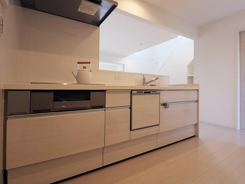 ゼロキューブ新築　対面キッチン｜滋賀で家を建てるなら匠工房
